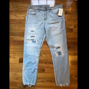 Mid-Rise boyfriend jeans